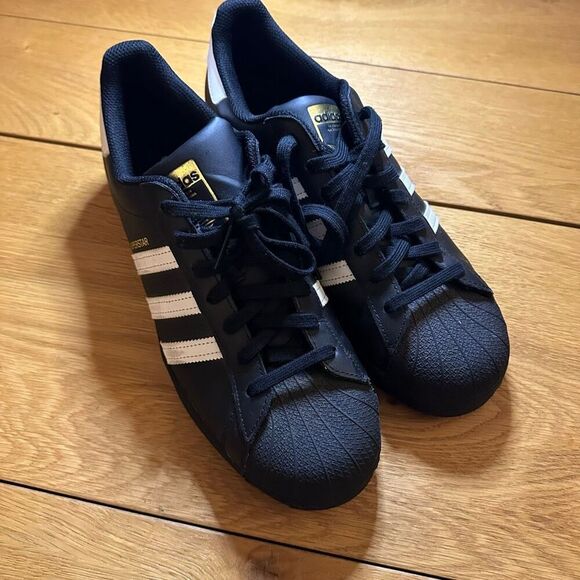 Adidas superstar black sneaker shoe 11 men’s